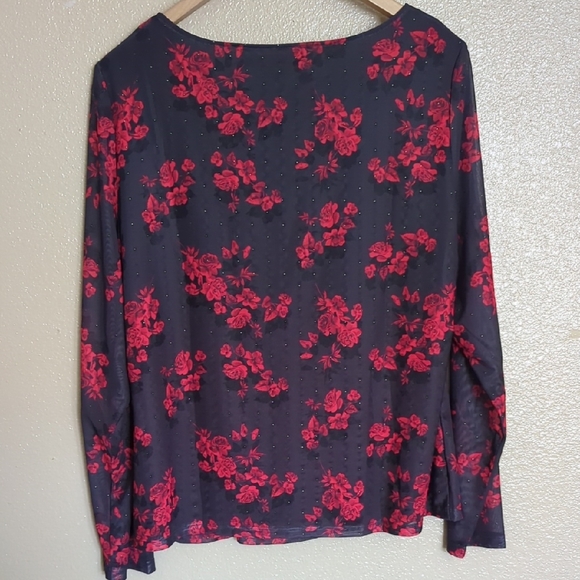 Tahari Women's Black and Red Floral Blouse - Picture 7 of 10